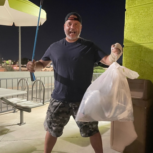 Meet your Posher, Bob - Picture 6 of 15